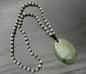 Preview: Mittellange Jade Kette mit Anhänger Lotus