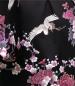 Preview: Detail des Kranichmotivs auf dem schwarzen Kimono