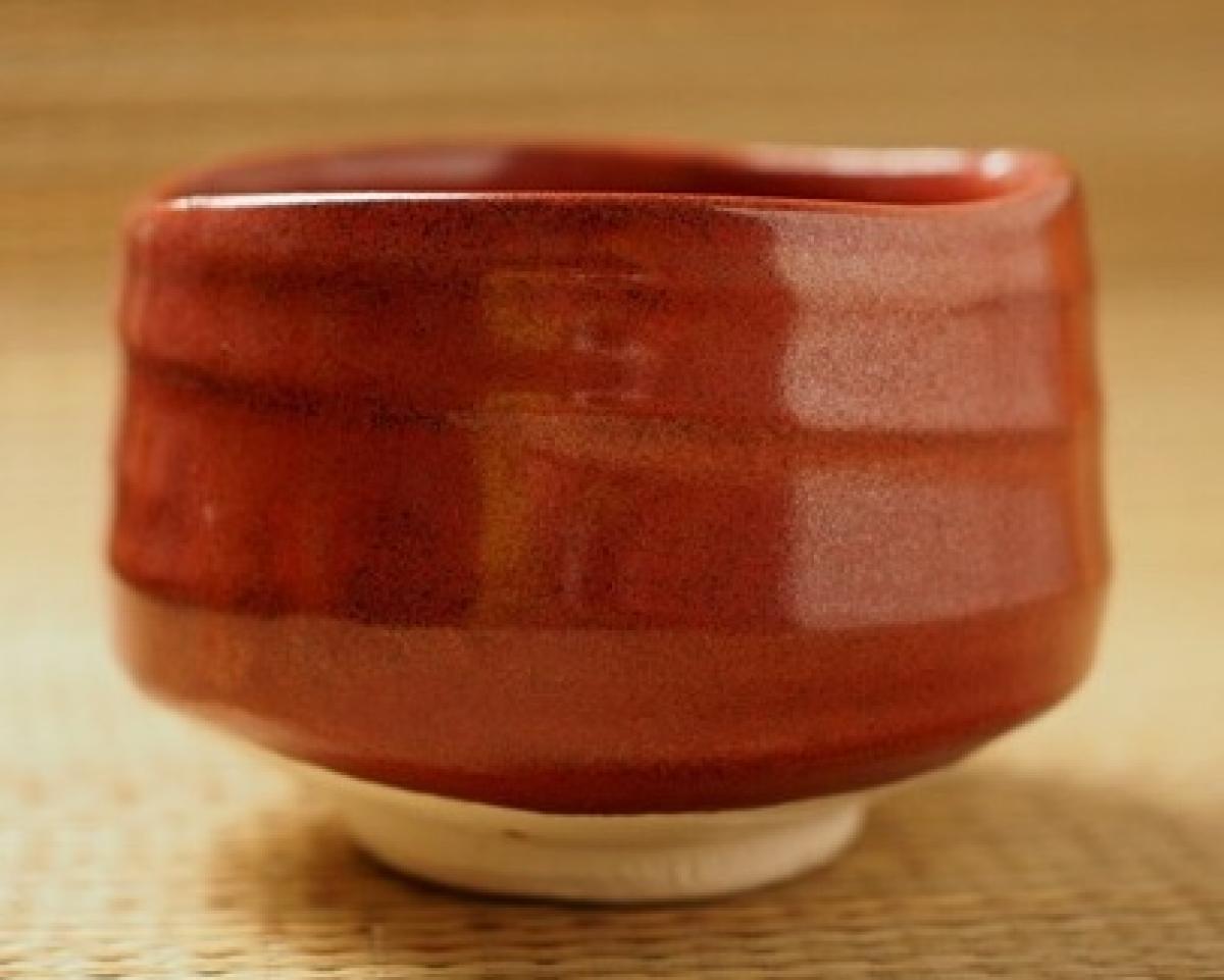 Matchachale eisenrot