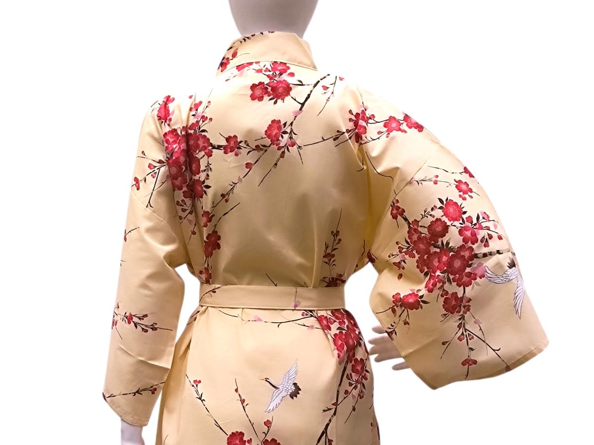 Knielanger Bademantel Kimono mit Kirschblueten beige