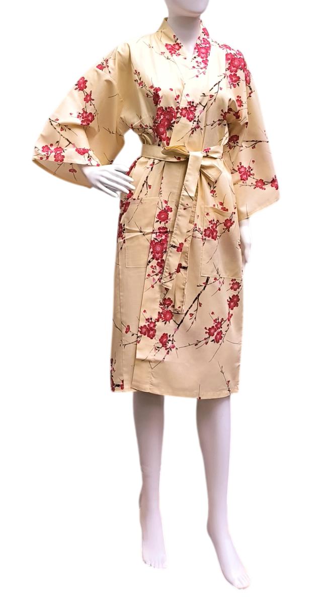 Beiger Kimono mit Kirschblüten und passendem Gürtel