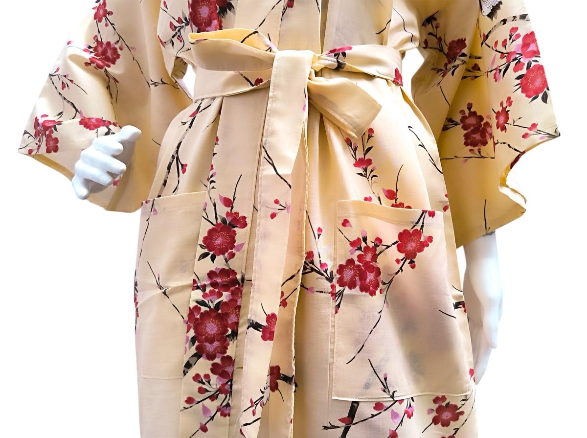 2 Vordertaschen am Kimono Cherry Blosssom beige