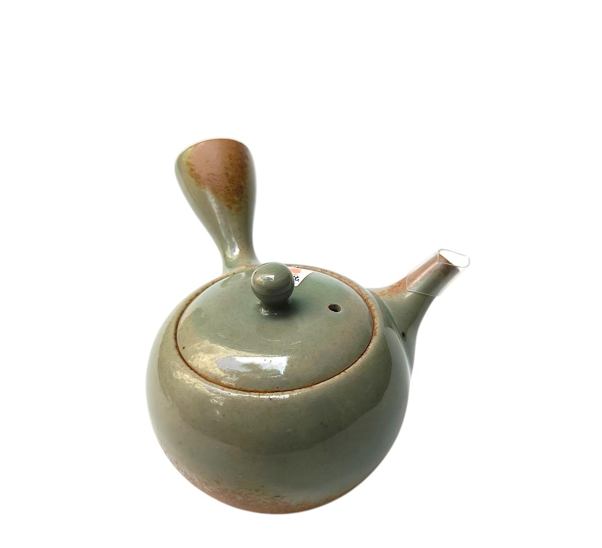 Grün glasierte Kyusu aus Japan für Sencha und Fukamushi-Cha