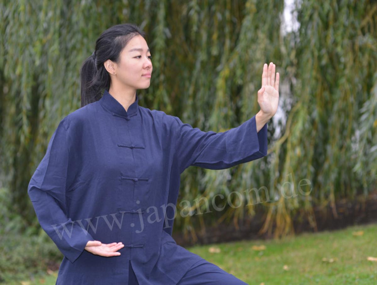 Taichi Anzug Yin Yang Viskose blau leichter Stoff