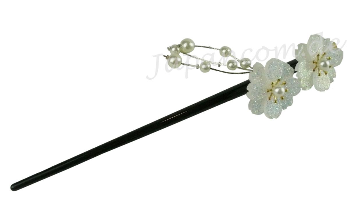 Haarnadel Kanzashi Sakura weiss