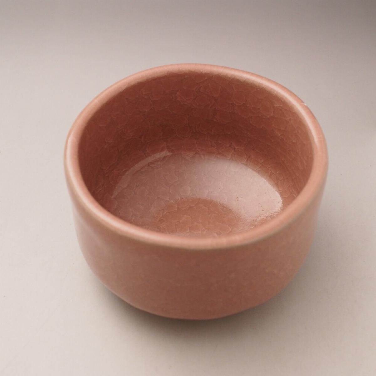 Matchaschale Kanyu Craquele Glasur pink