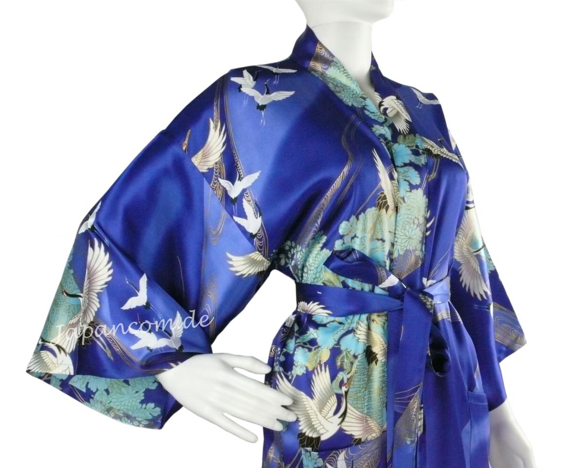 Blauer Seidenkimono mit Kranichmotiv