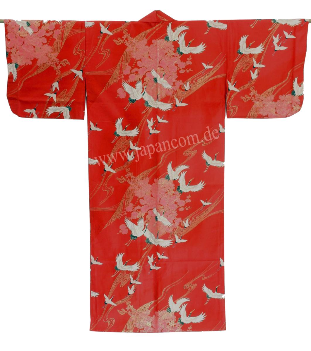 Schnittansicht des roten Damenkimonos Tsuru