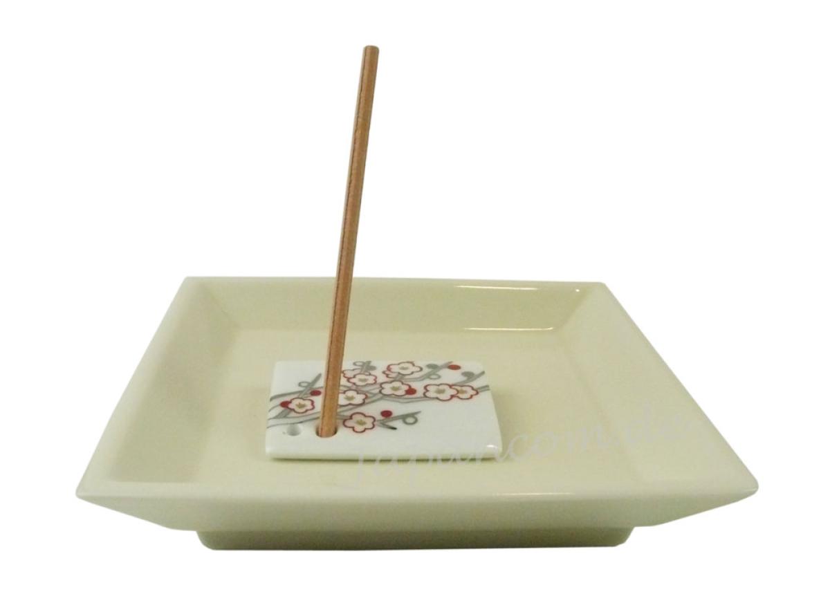 Japanischer Räucherstäbchenhalter Weisse Pflaumenblüte 3,5 x 3,5 cm