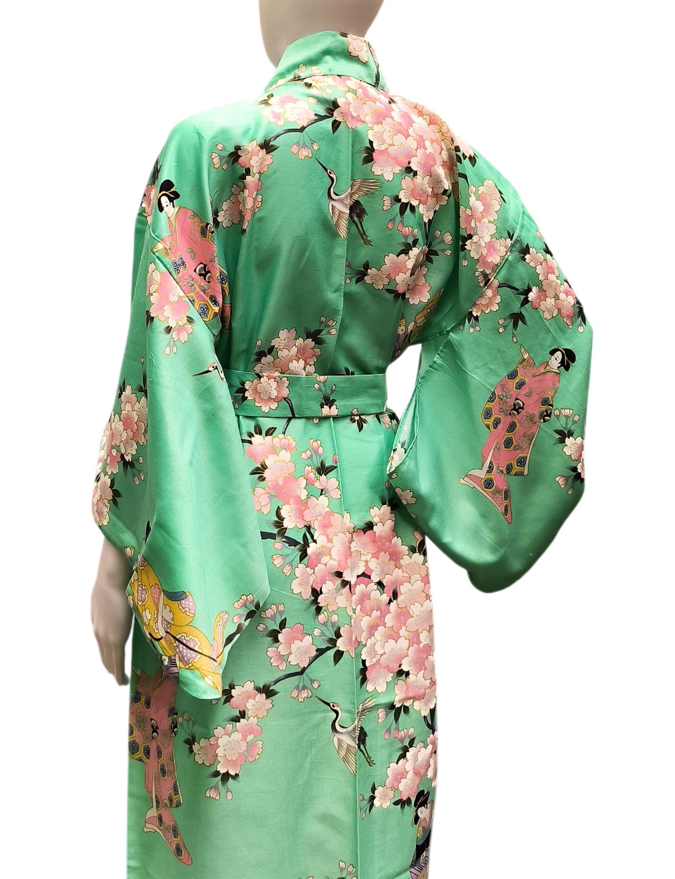 Traditioneller Damen-Kimono in Pistaziengrün