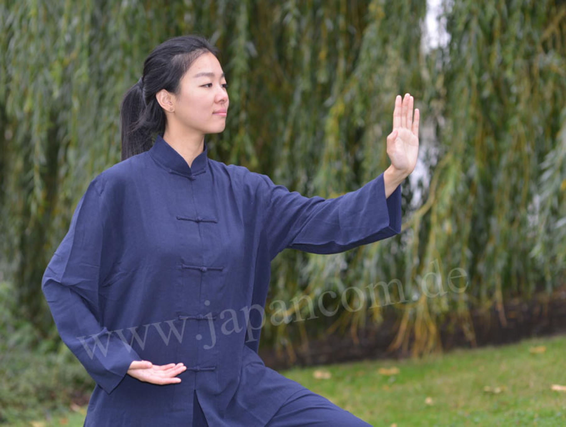 Taichi Anzug Yin Yang Viskose blau leichter Stoff