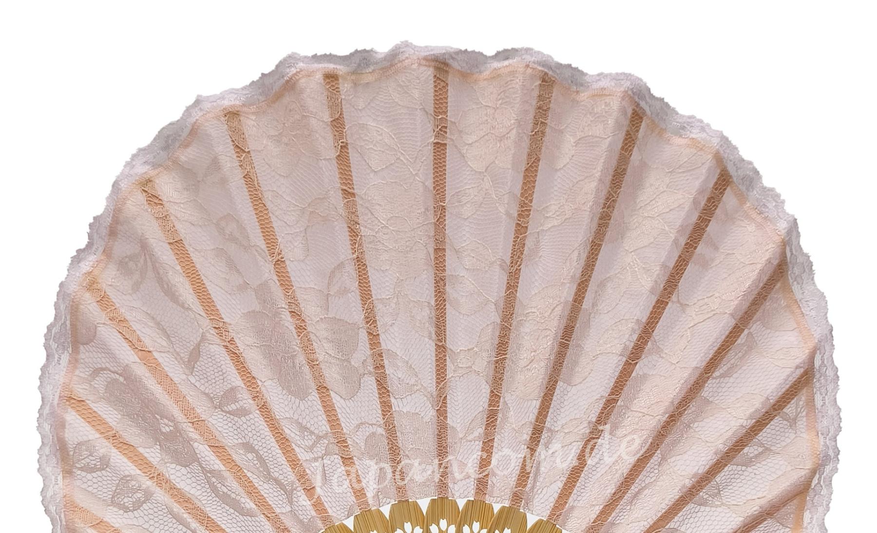Fächer Muschelform mit Spitze pink