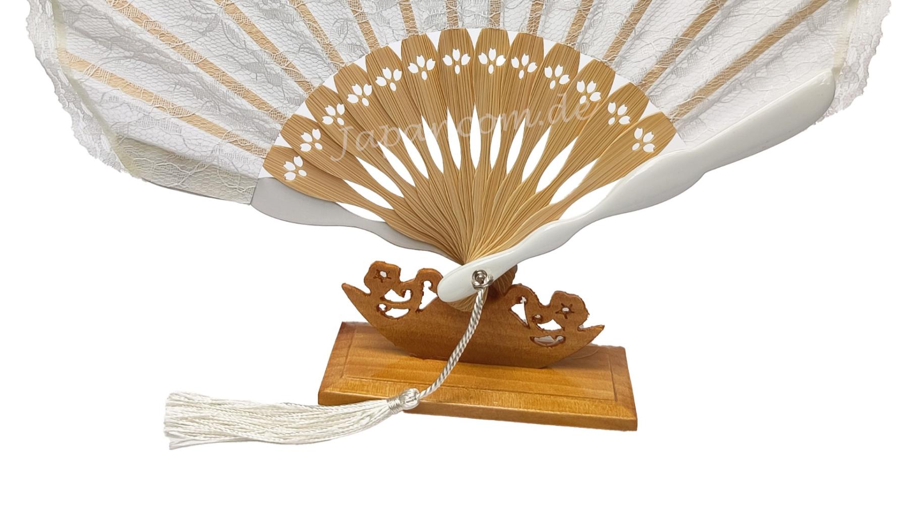 Fächer Muschelform mit Spitze weiss