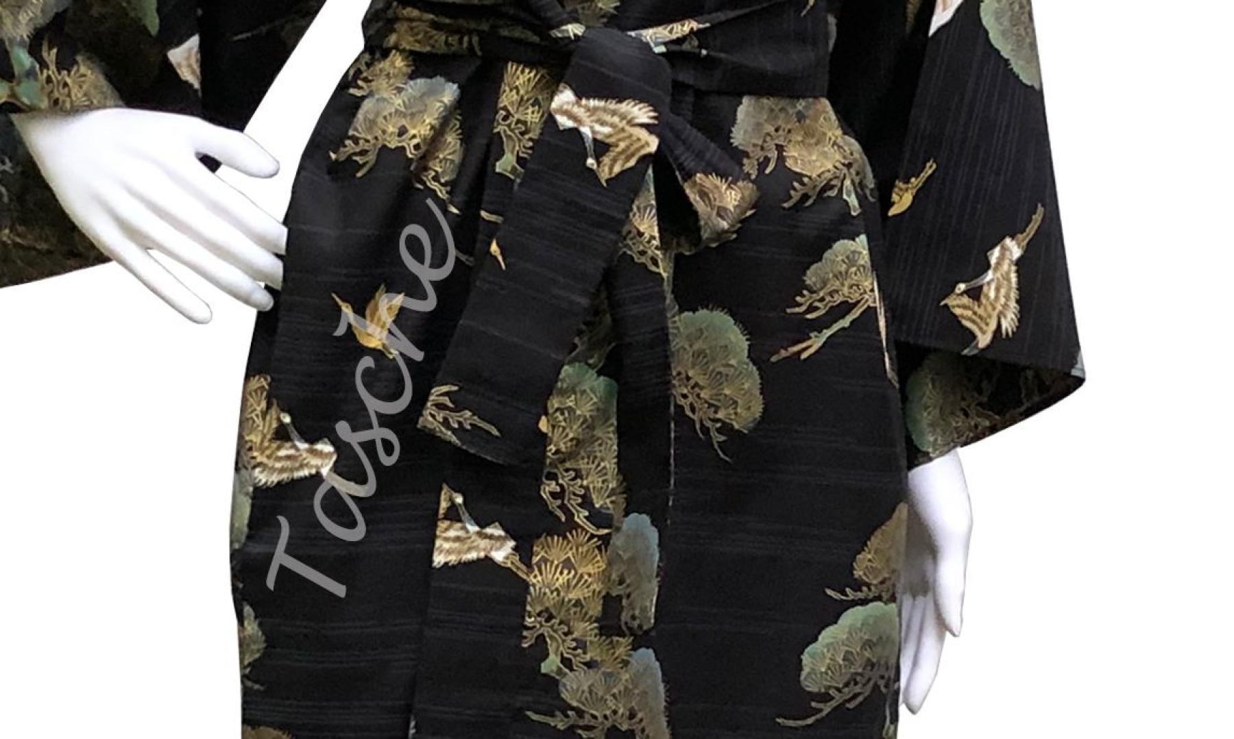 Damen / Herren Kimono Kraniche Kiefern schwarz knielang