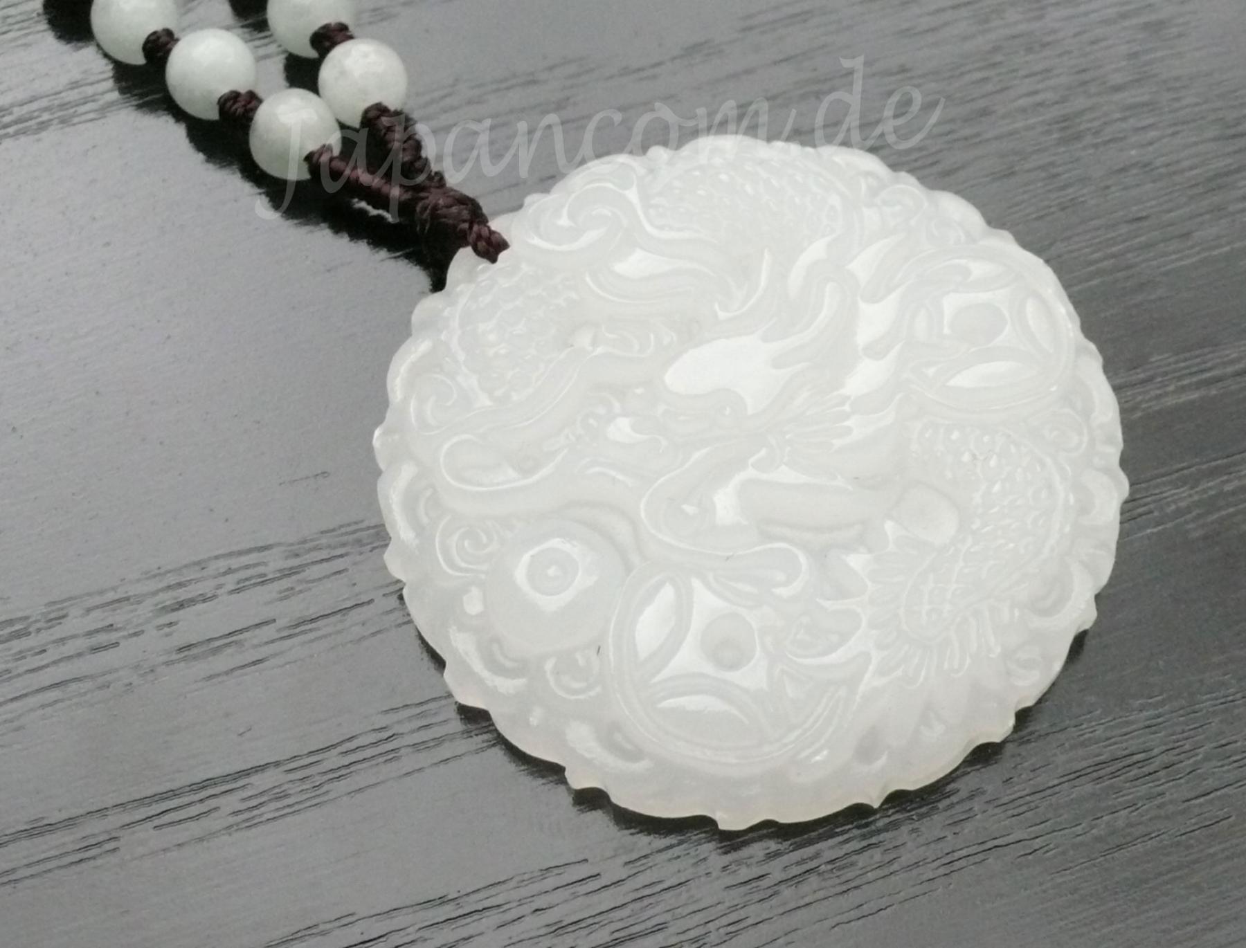 Jade Kette mit Anhänger Drachen
