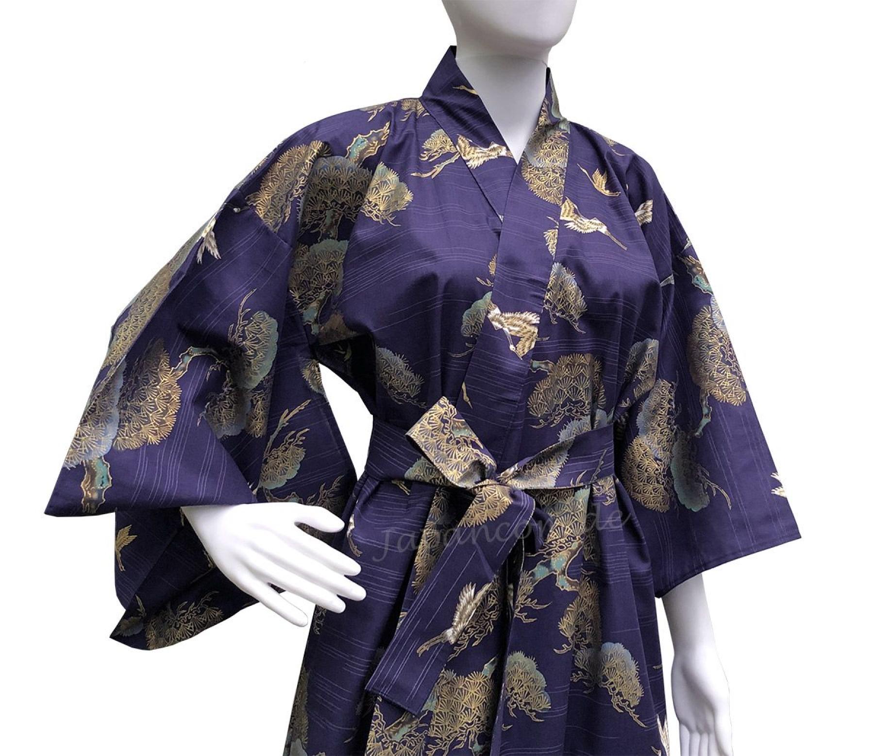 Kimono Kraniche und Kiefern dunkelblau