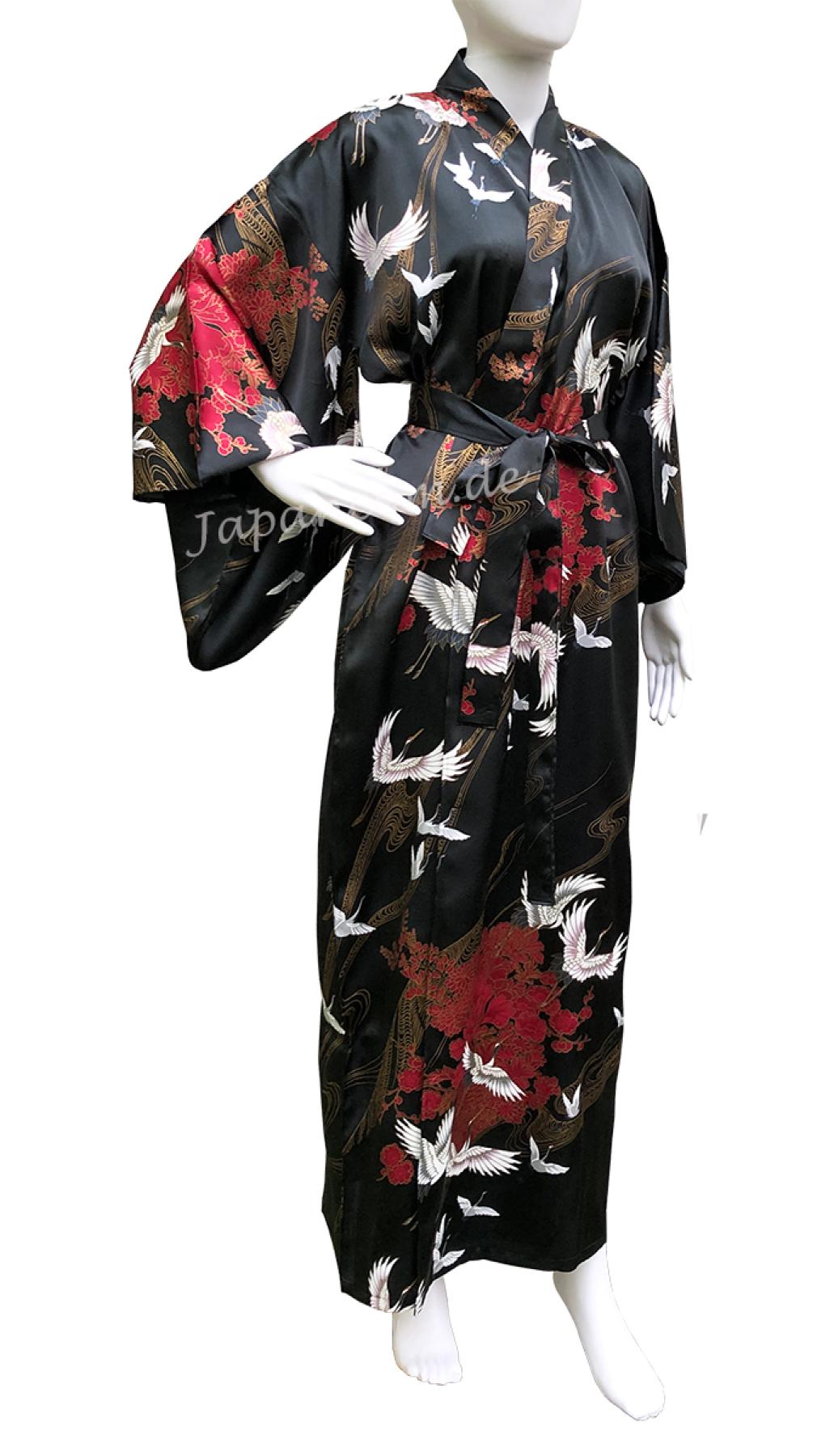 Schwarzer Tsuru-Seidenkimono mit Kranichen und Pfingstrosen