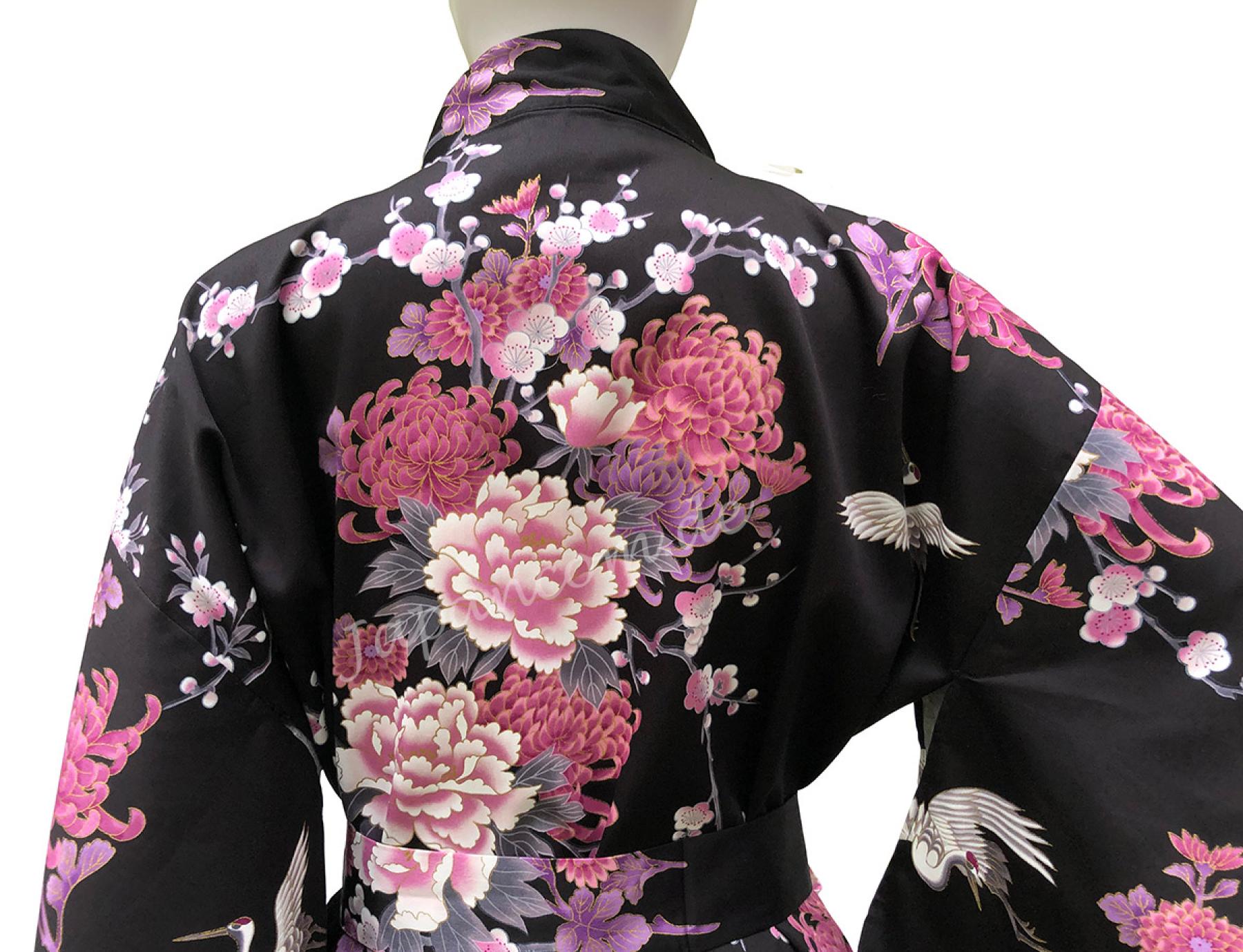 Damen Kimono Fliegender Kranich schwarz Baumwollsatin