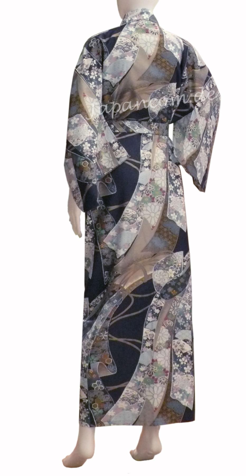 Dunkelblauer Kimono mit dekorativem Schleifenmuster