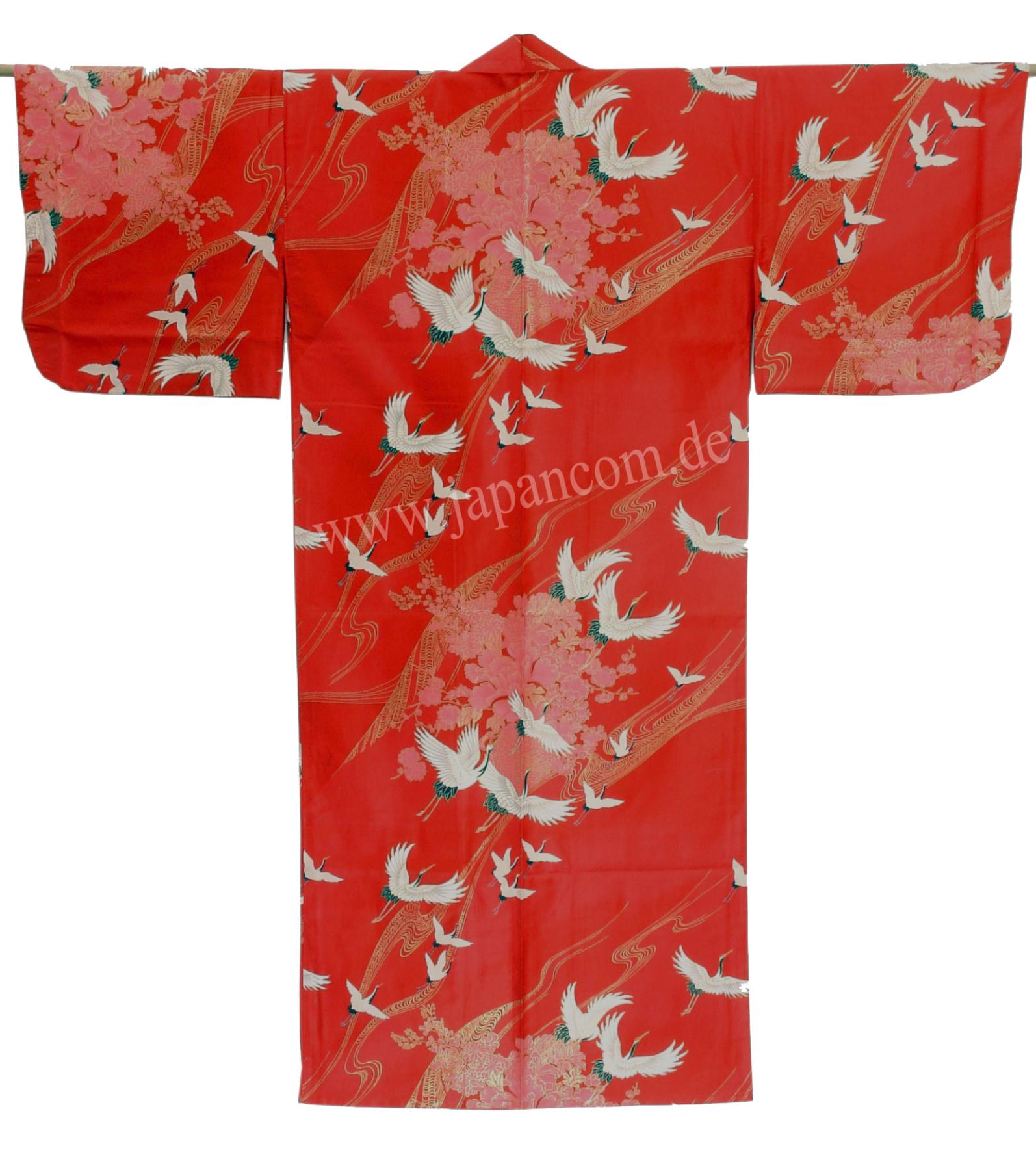 Schnittansicht des roten Damenkimonos Tsuru