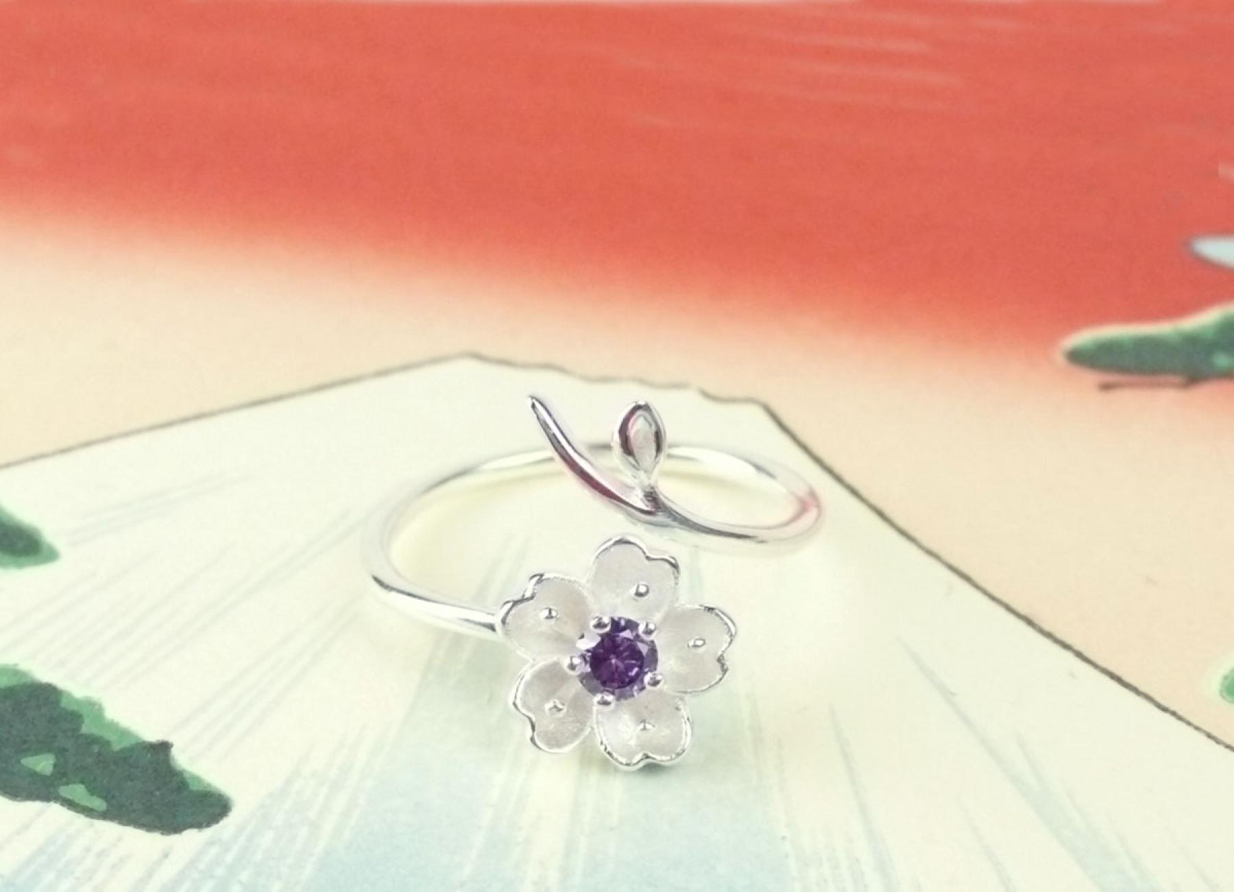 Silber Ring Kirschblüte mit lila Zirkonia