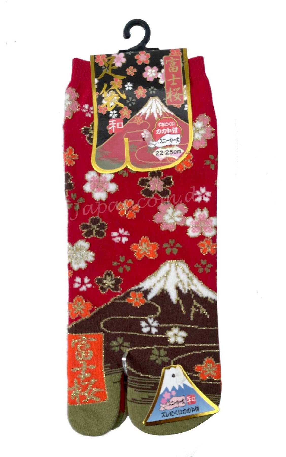 Detailansicht Fuji und Kirschblüten Muster auf den Tabisocken, rot