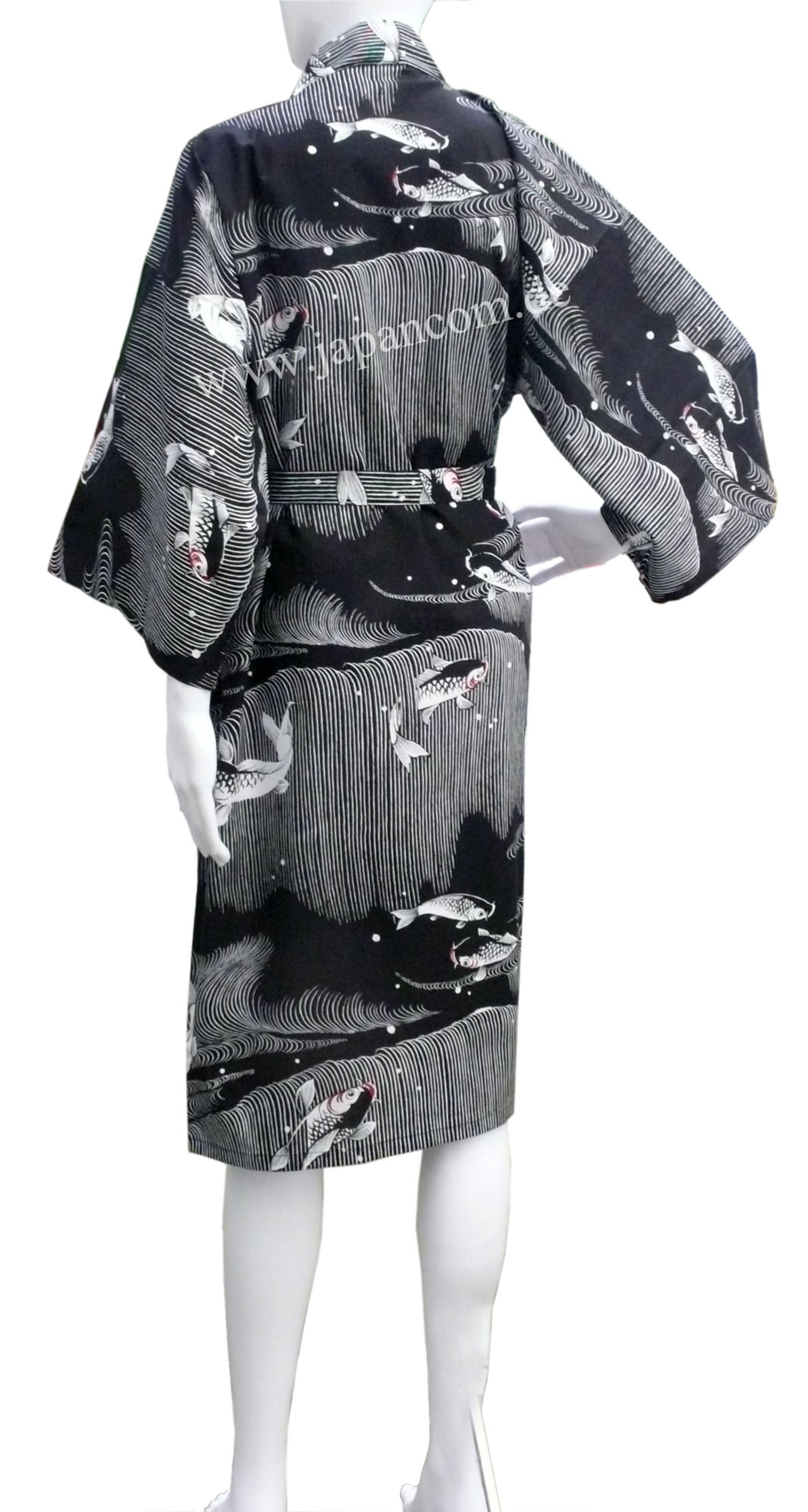 Kurzer schwarzer Kimono aus Baumwolle mit Koi-Fischen